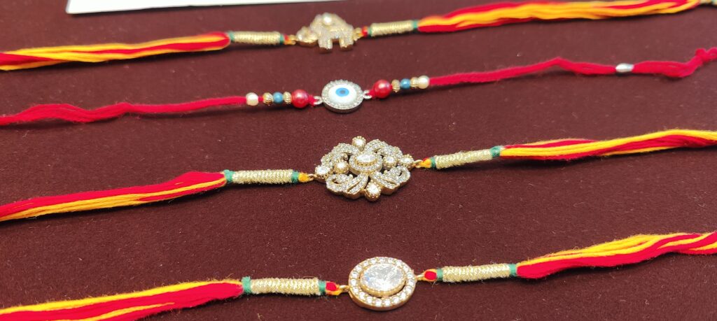 Buy Silver Rakhi in Bangalore – Bracelet & Chain Designs for Raksha ...